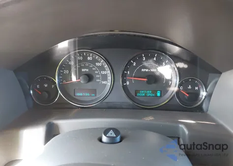 2006 Jeep Commander из США, поврежденный, VIN 1J8HG48KX6C198386